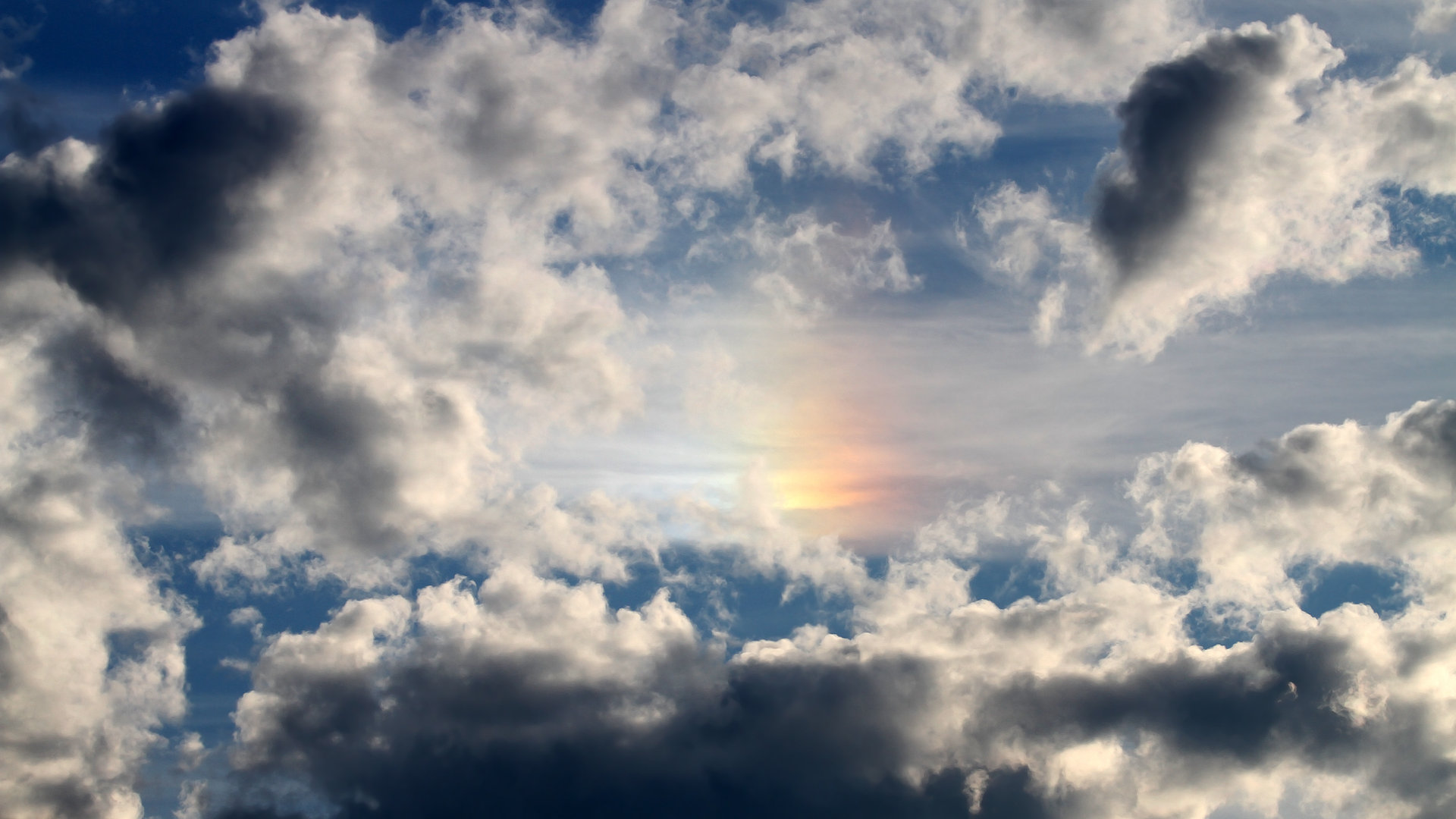 资本之矛与天赋之盾，当卡塔尔理念在伯纳乌击败巴黎，莱昂纳多举起新时代权杖