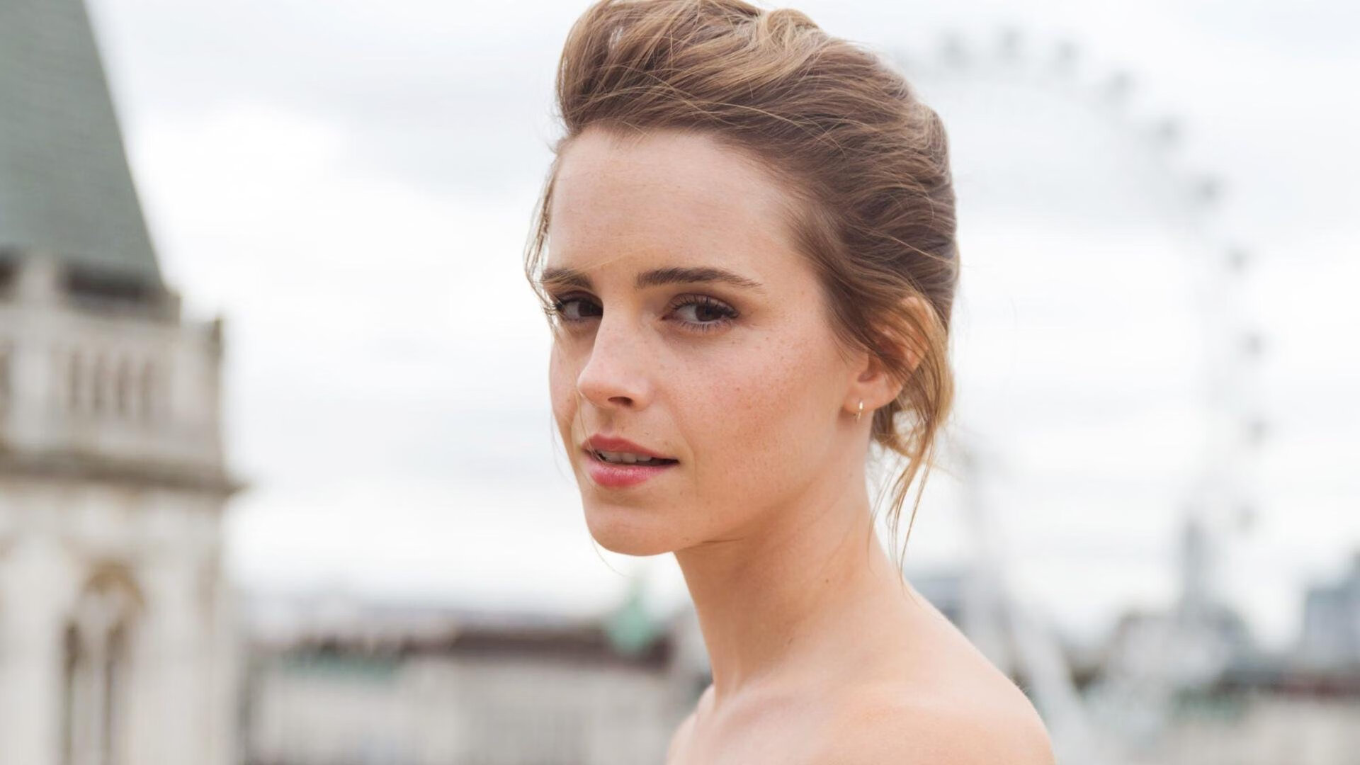 颠覆性的传奇!假想战,库里身披独行侠战袍高能输出,彻底粉碎马刺体系